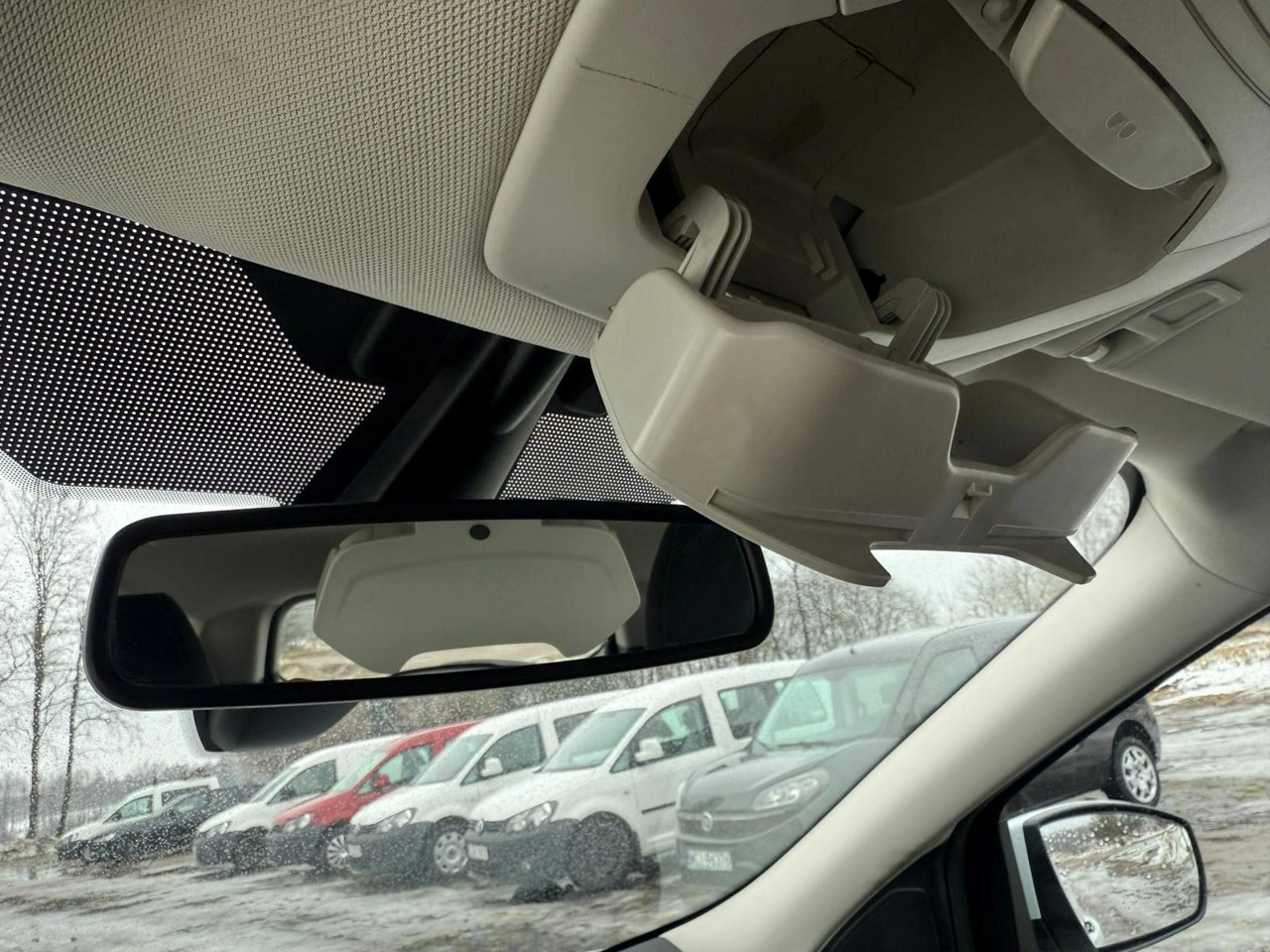 Ford Kuga - Zdjęcie 23