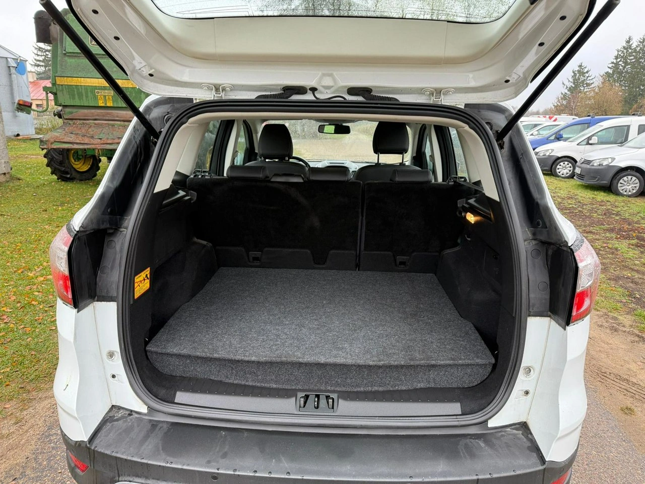 Ford Kuga - Zdjęcie 23