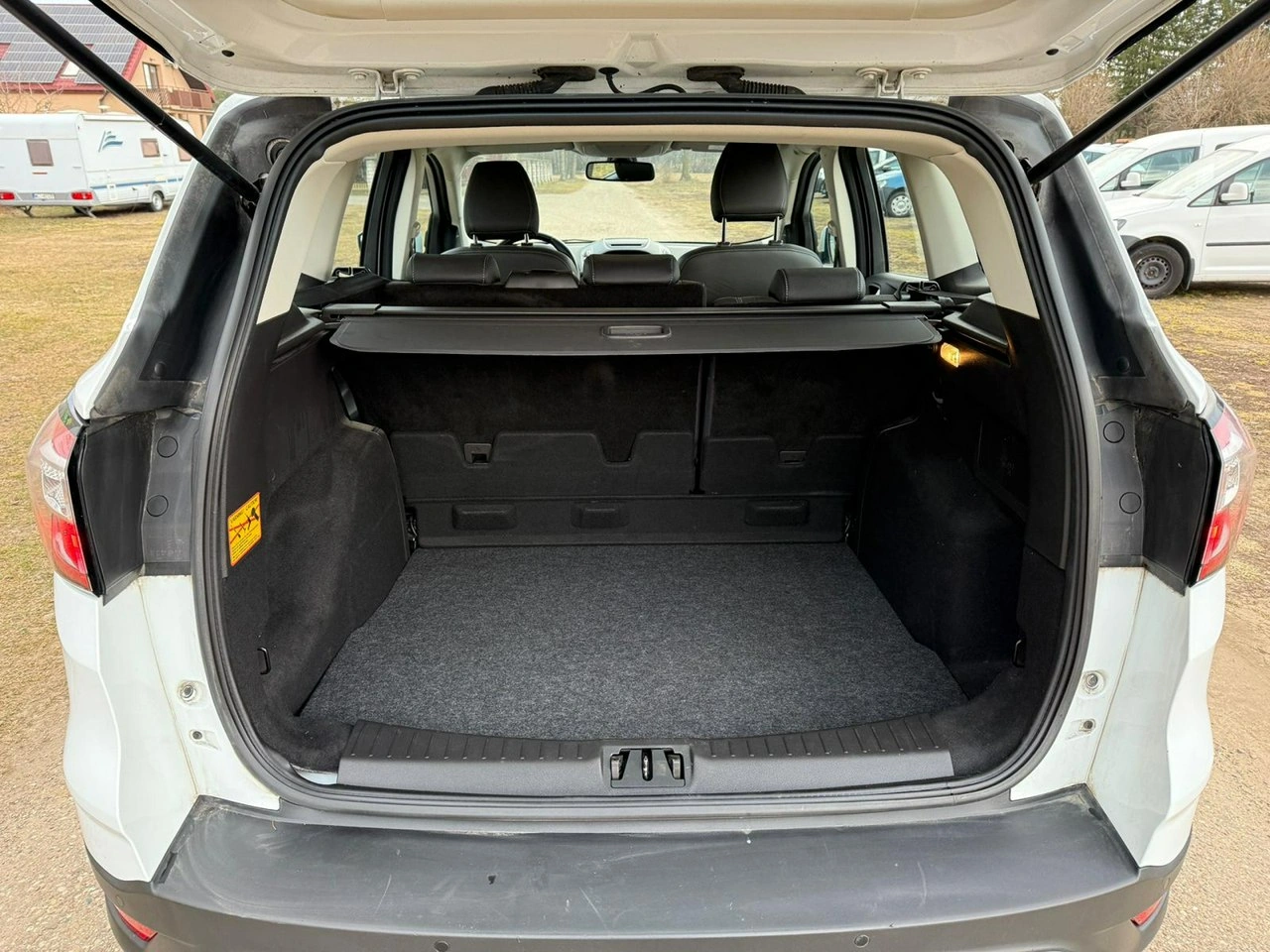 Ford Kuga - Zdjęcie 24