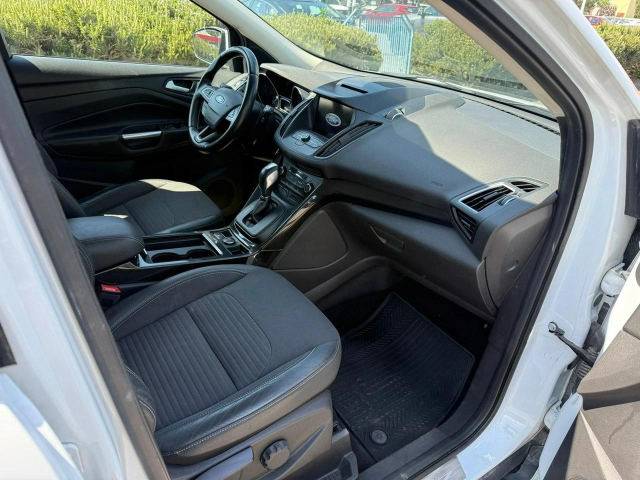 Ford Kuga - Zdjęcie 10
