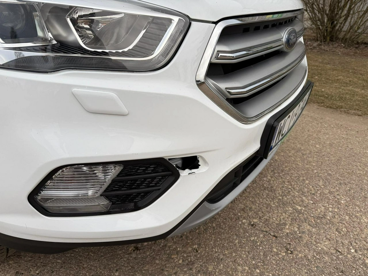 Ford Kuga - Zdjęcie 27