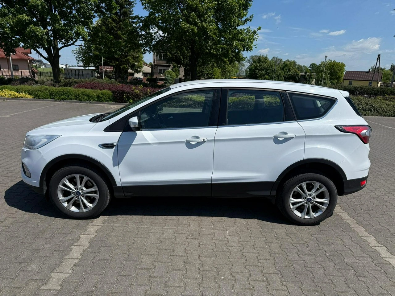Ford Kuga - Zdjęcie 2
