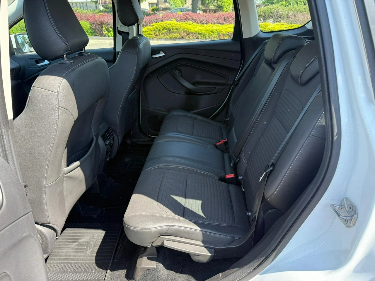 Ford Kuga - Zdjęcie 18