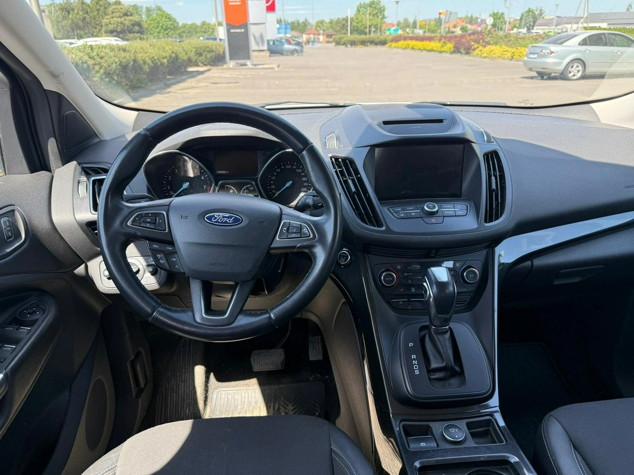 Ford Kuga - Zdjęcie 19