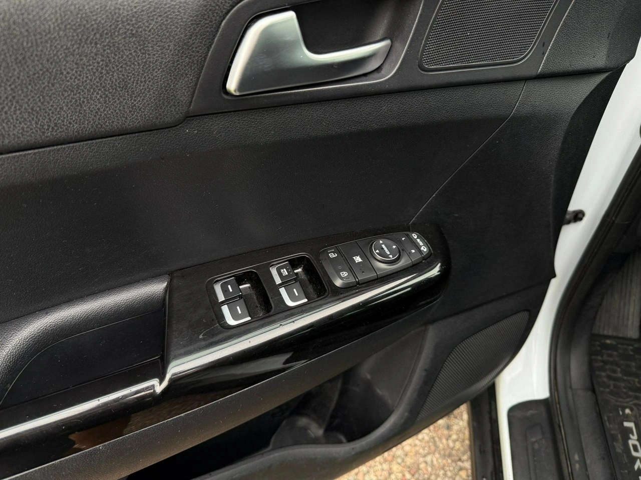 Kia Sportage - Zdjęcie 23