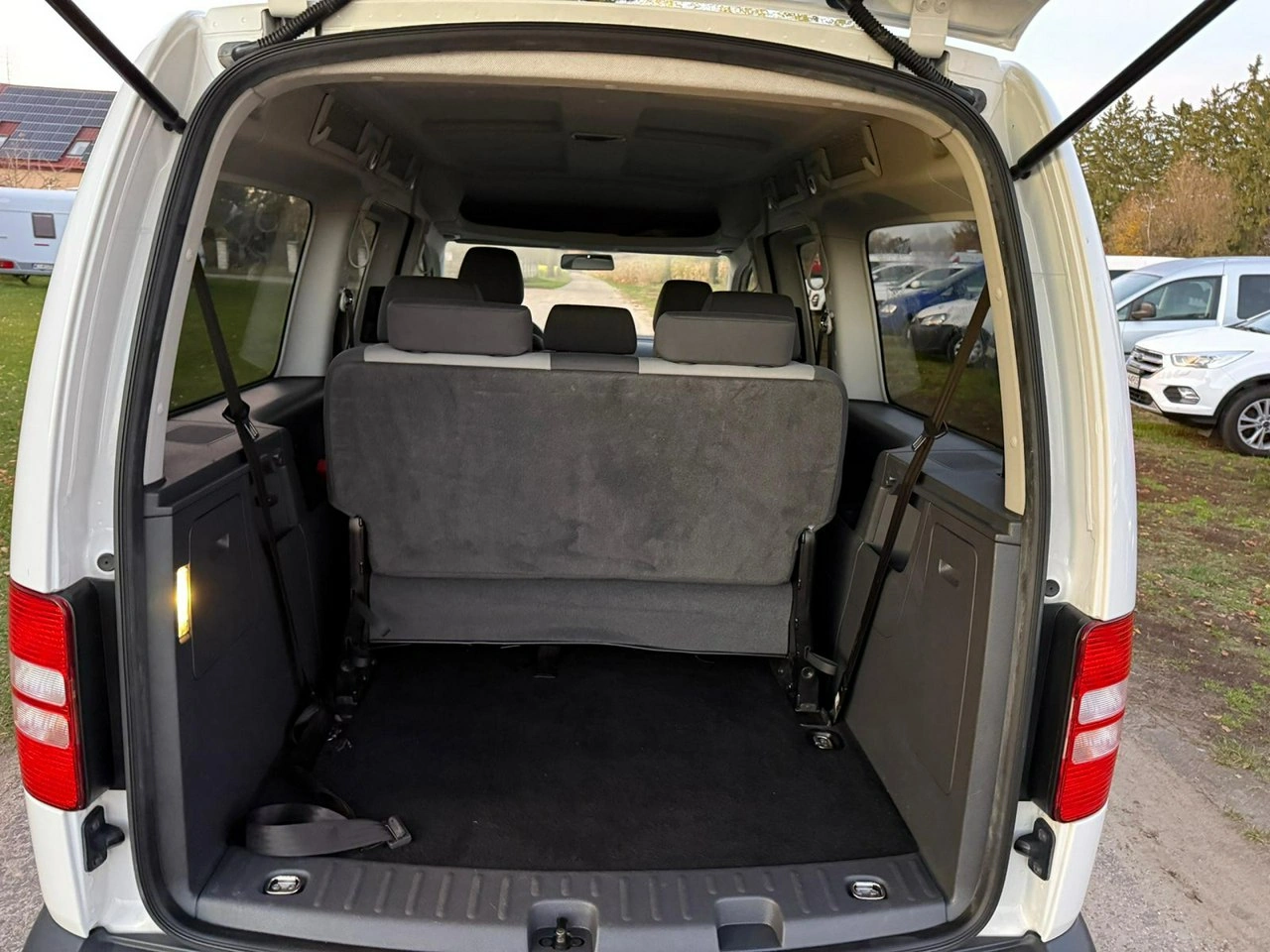 Volkswagen Caddy - Zdjęcie 15