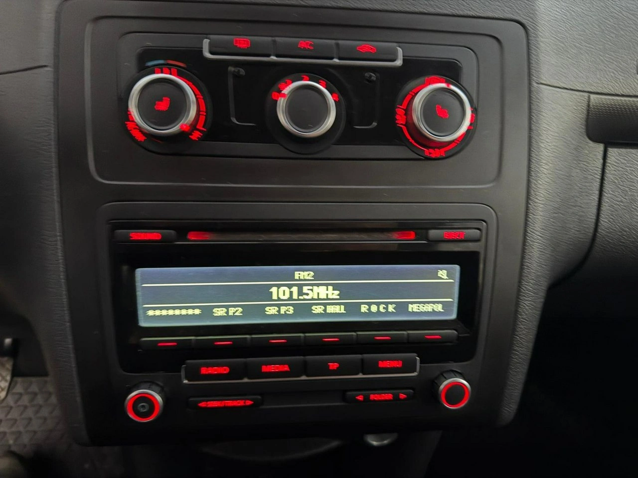 Volkswagen Caddy - Zdjęcie 19