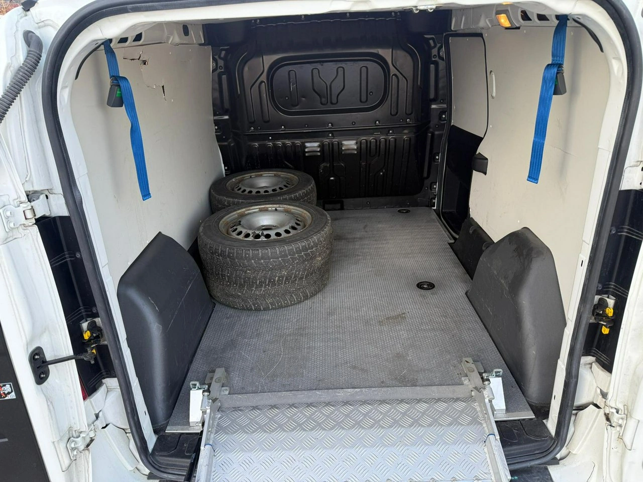Fiat Doblo - Zdjęcie 22