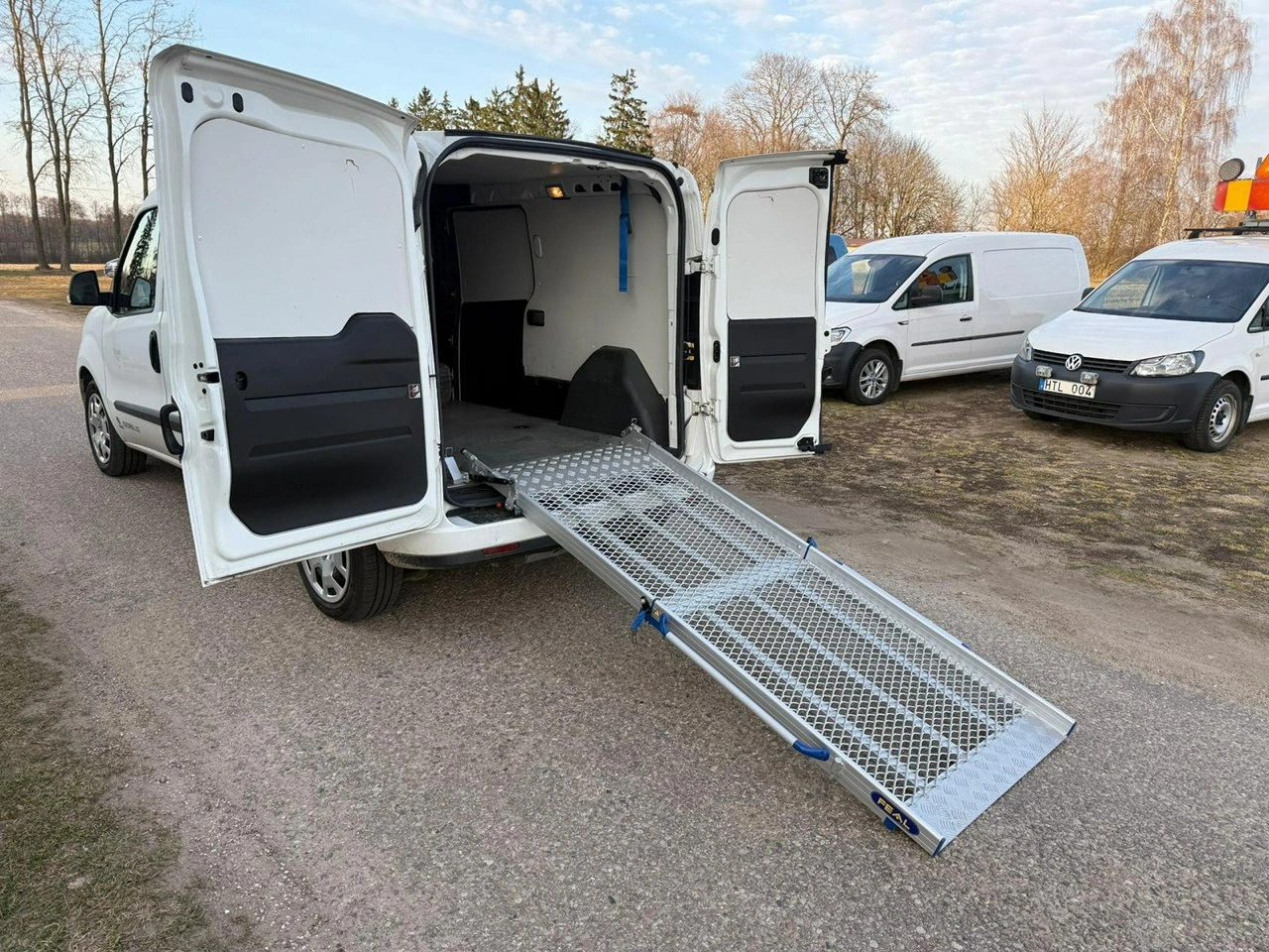 Fiat Doblo - Zdjęcie 24