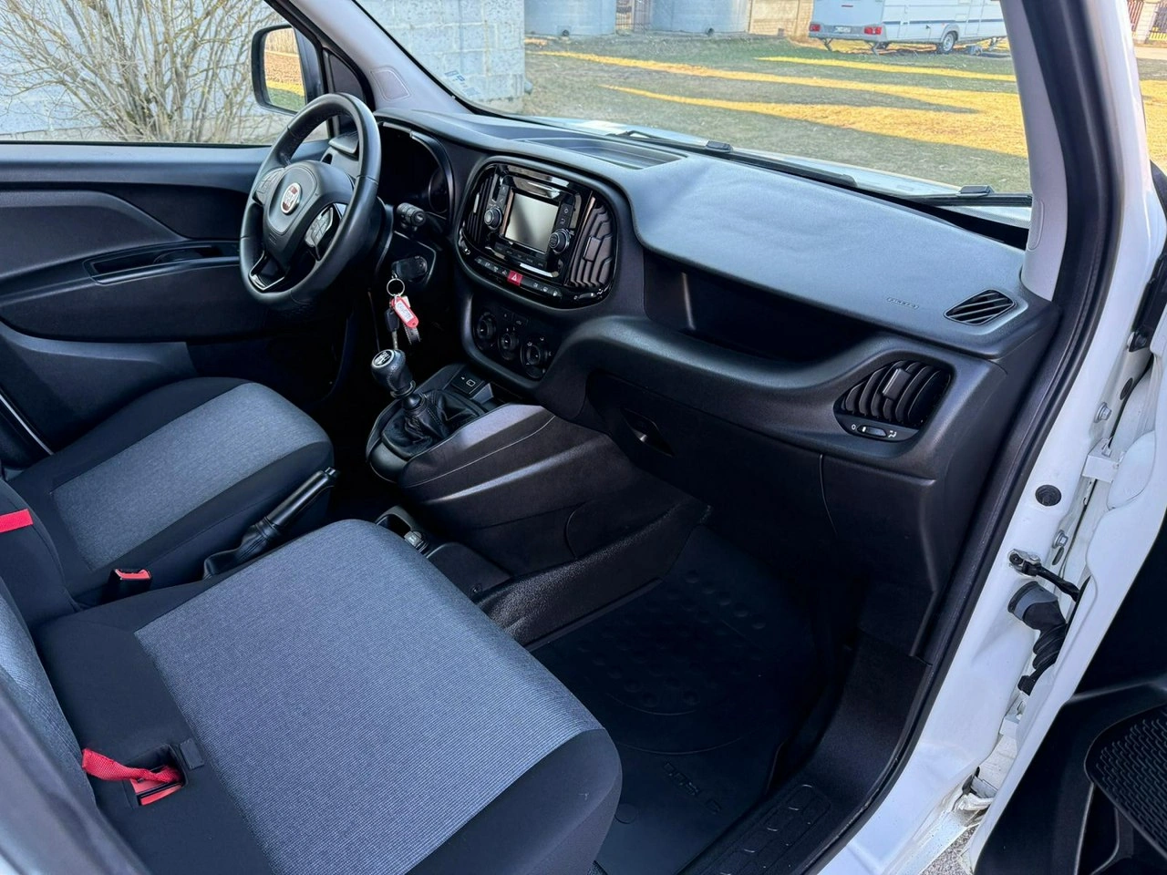Fiat Doblo - Zdjęcie 10