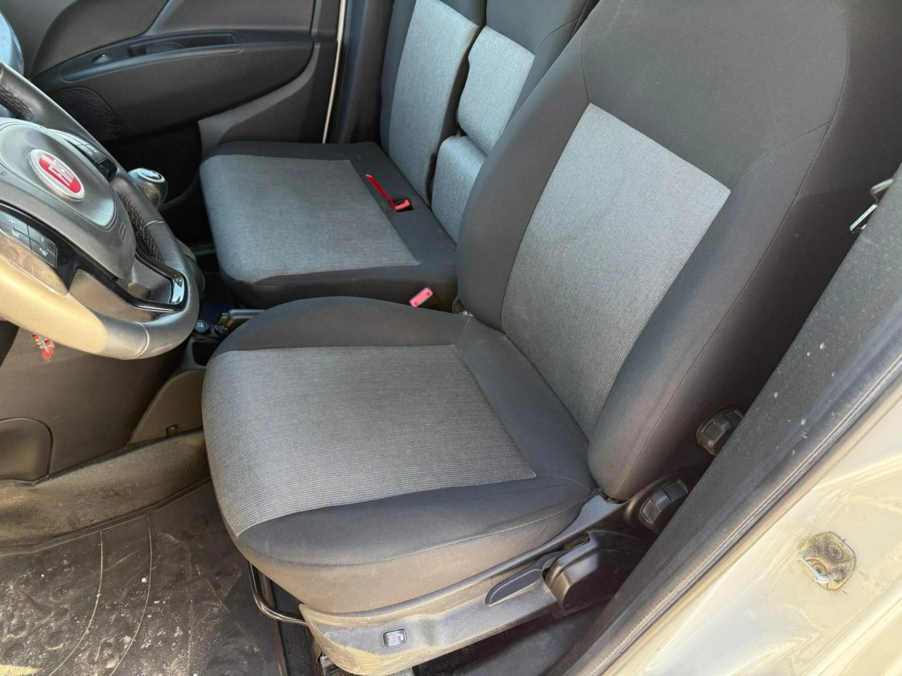 Fiat Doblo - Zdjęcie 14