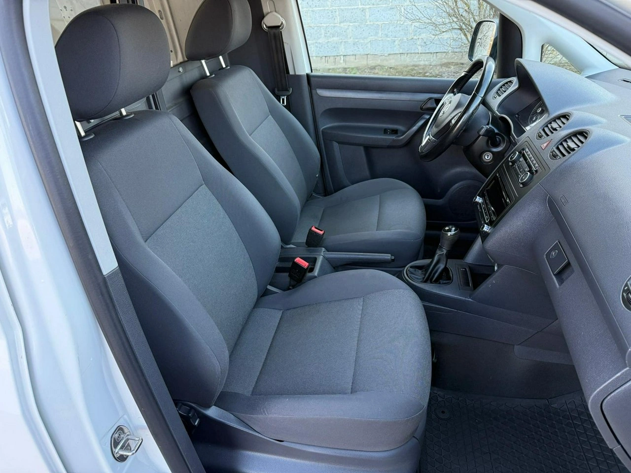 Volkswagen Caddy - Zdjęcie 9