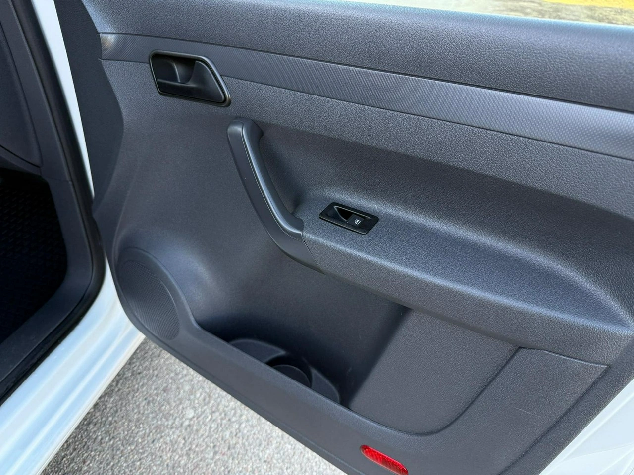 Volkswagen Caddy - Zdjęcie 11