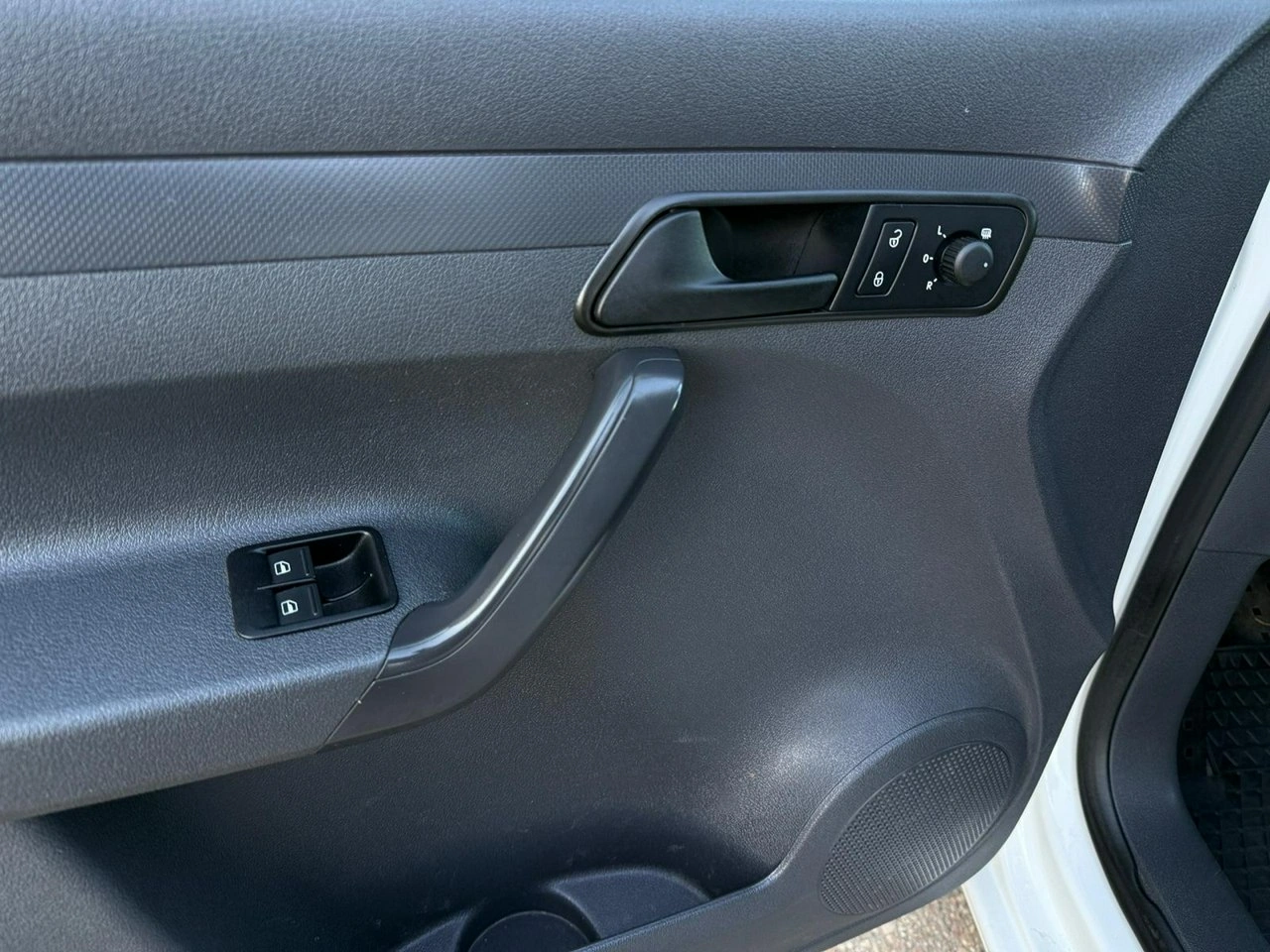 Volkswagen Caddy - Zdjęcie 14