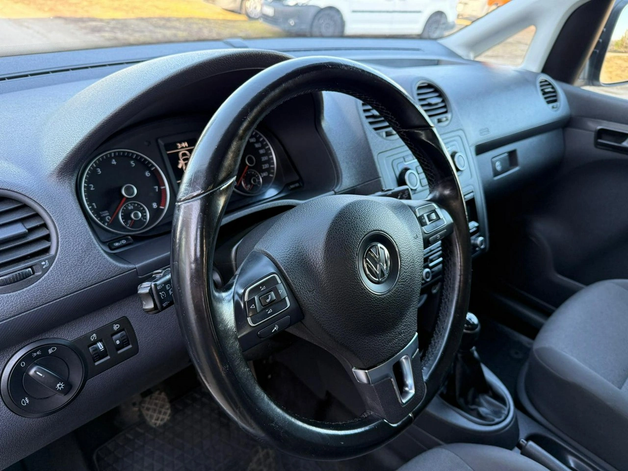 Volkswagen Caddy - Zdjęcie 15