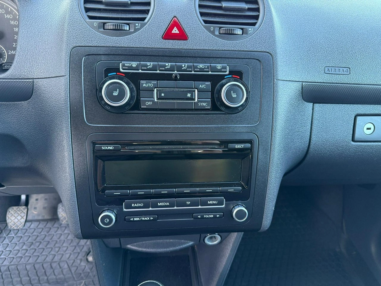 Volkswagen Caddy - Zdjęcie 18