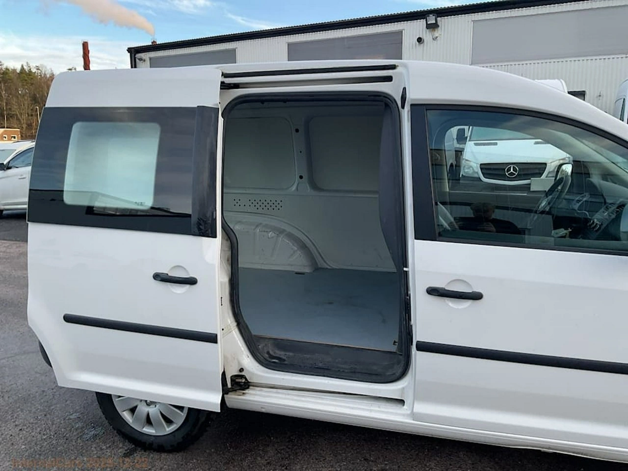 Volkswagen Caddy - Zdjęcie 14