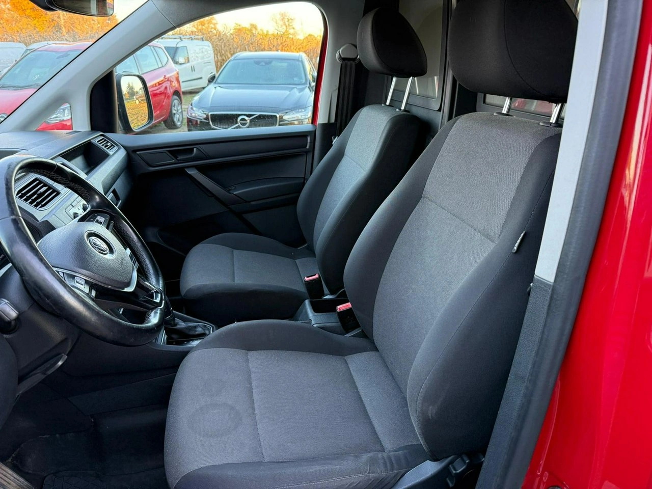 Volkswagen Caddy - Zdjęcie 10