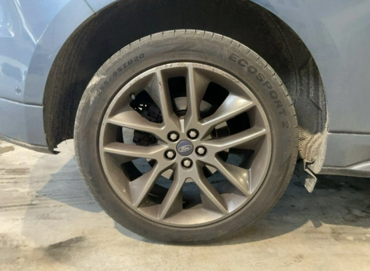 Ford Edge - Zdjęcie 17