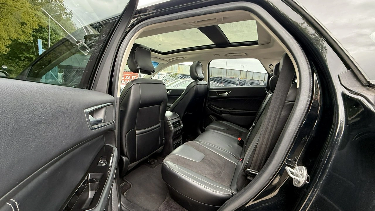 Ford Edge - Zdjęcie 25