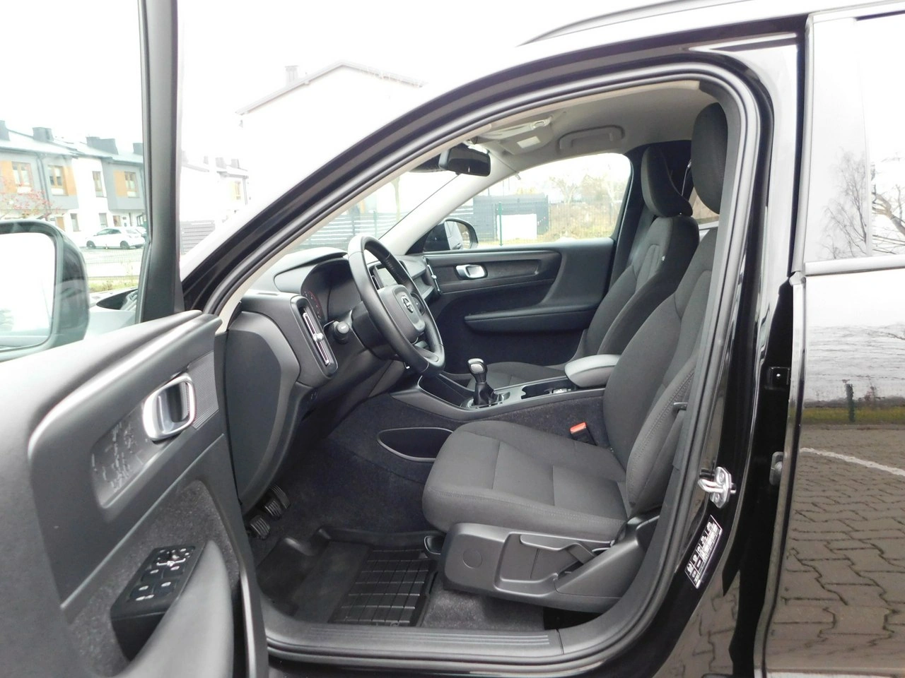 Volvo XC 40 - Zdjęcie 8