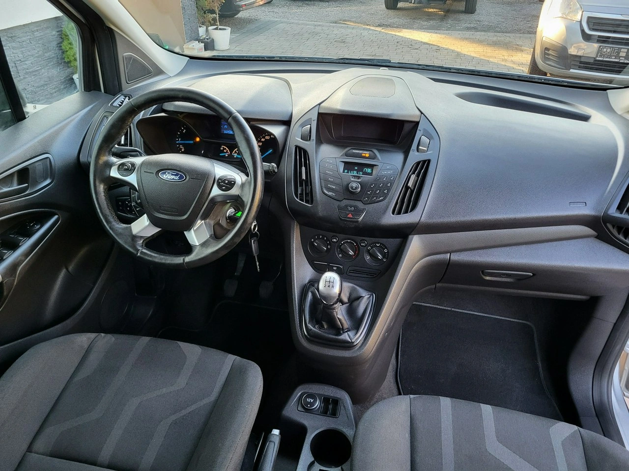 Ford Tourneo Connect - Zdjęcie 10