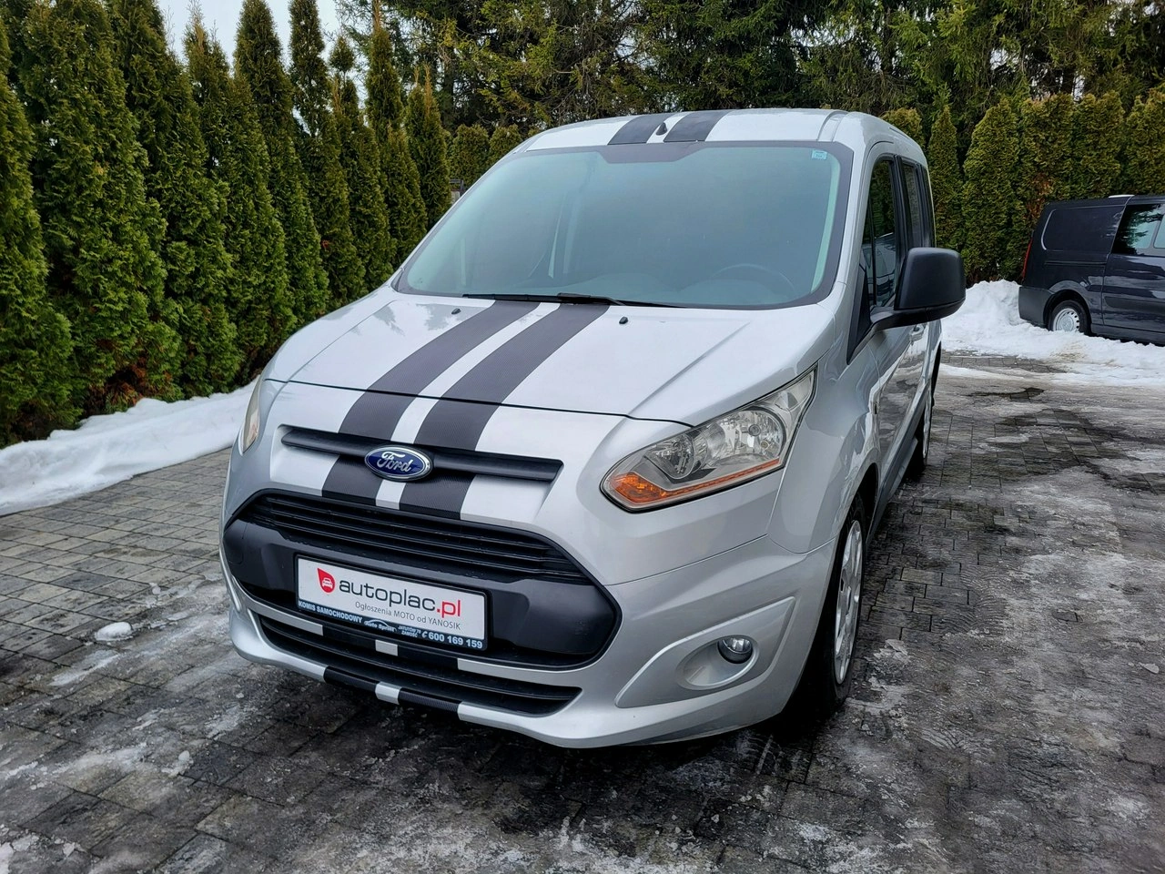 Ford Tourneo Connect - Zdjęcie 2