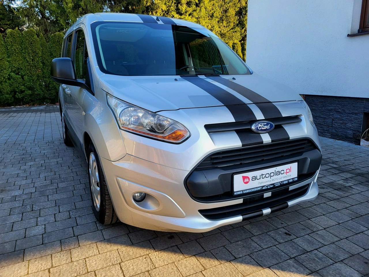 Ford Tourneo Connect - Zdjęcie 2