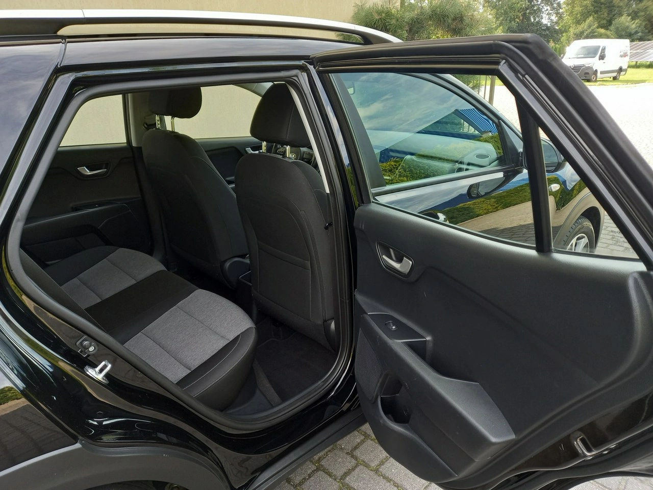 Kia Stonic - Zdjęcie 21