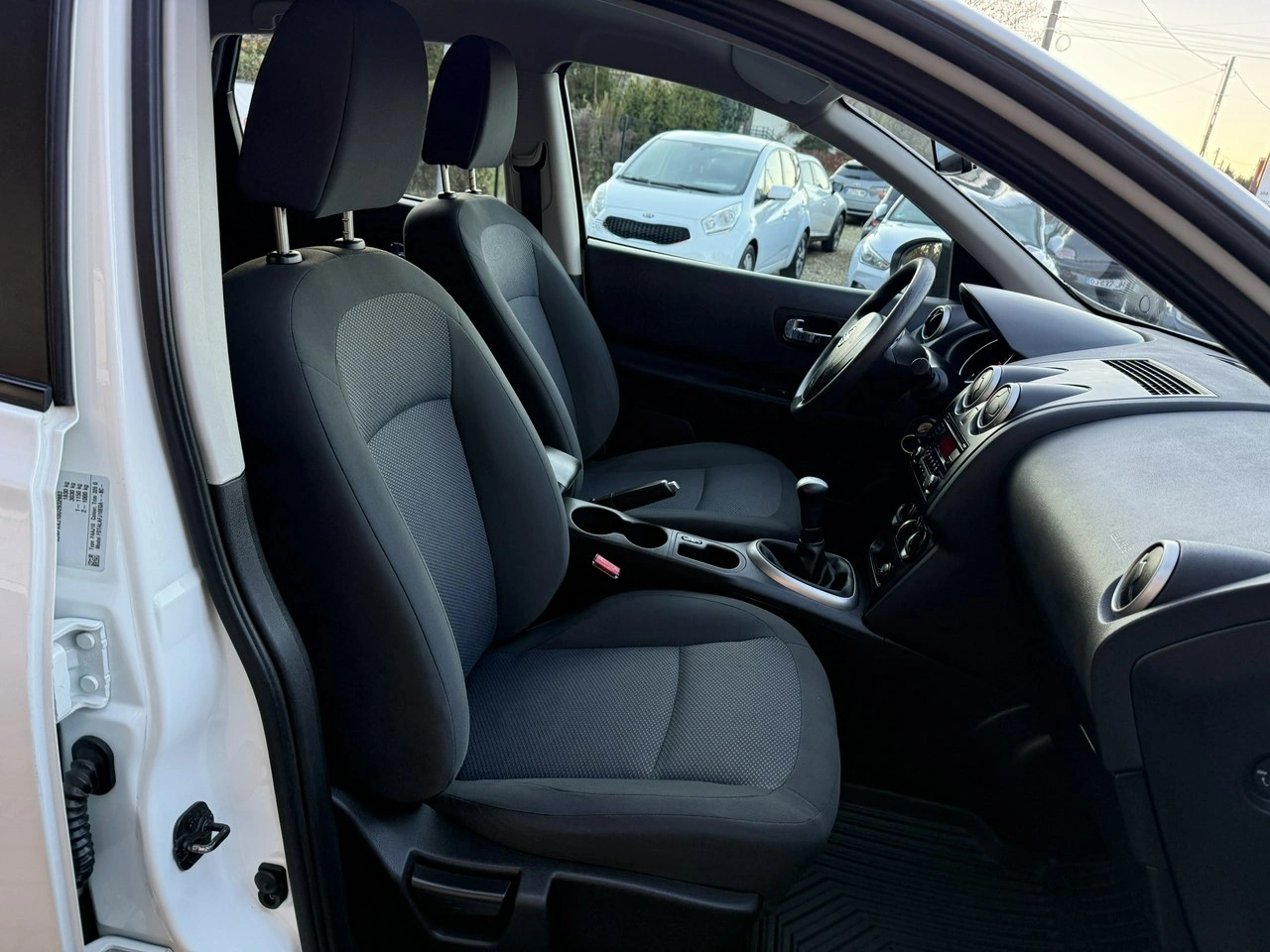 Nissan Qashqai - Zdjęcie 19