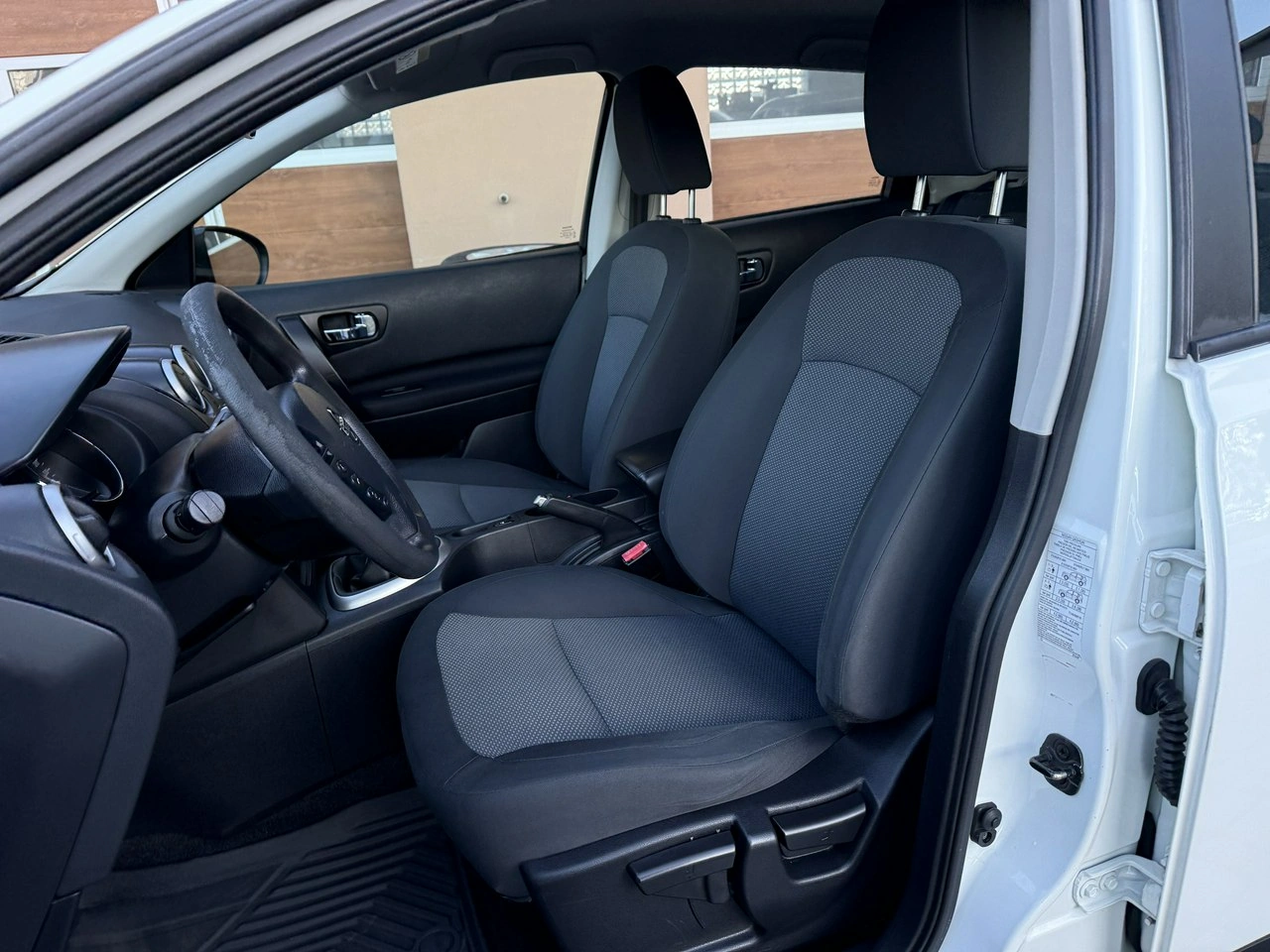 Nissan Qashqai - Zdjęcie 17