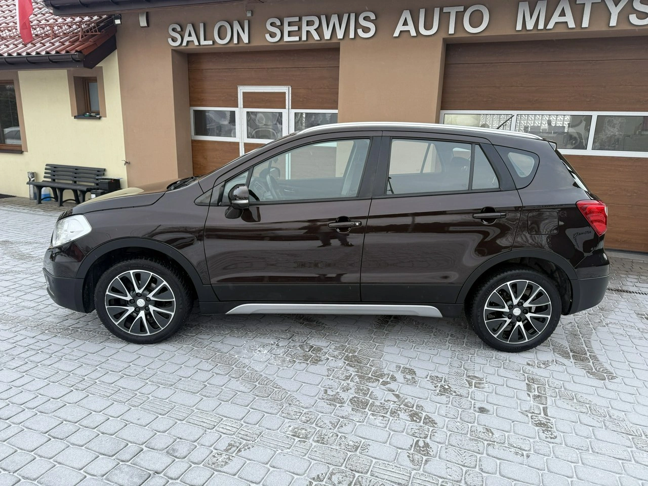 Suzuki SX4 S-Cross - Zdjęcie 10