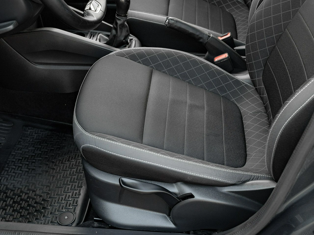 Skoda Fabia - Zdjęcie 12