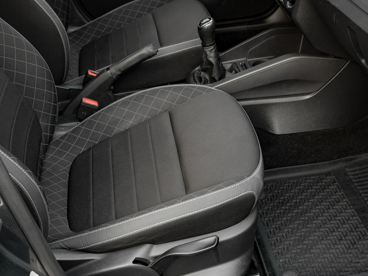 Skoda Fabia - Zdjęcie 32