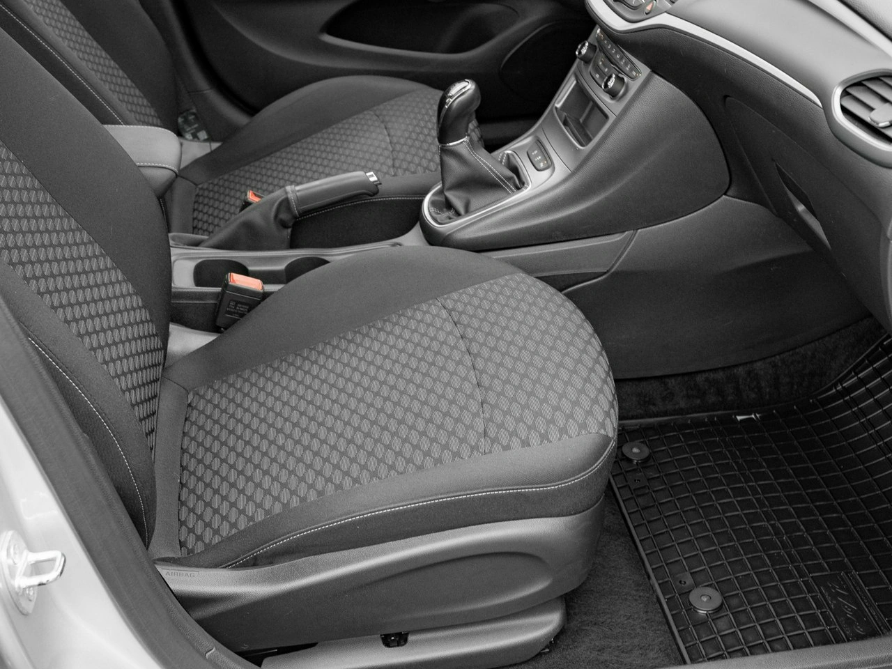 Opel Astra - Zdjęcie 28