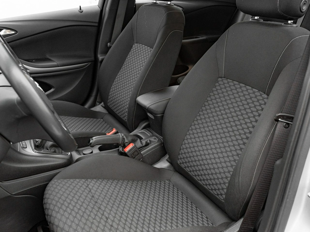 Opel Astra - Zdjęcie 30