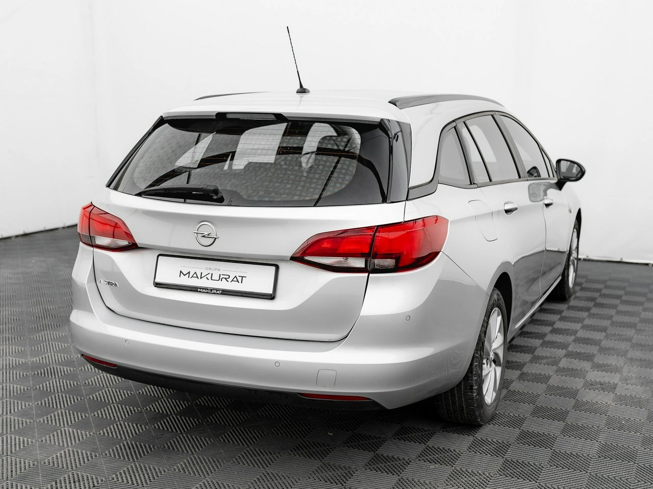 Opel Astra - Zdjęcie 4