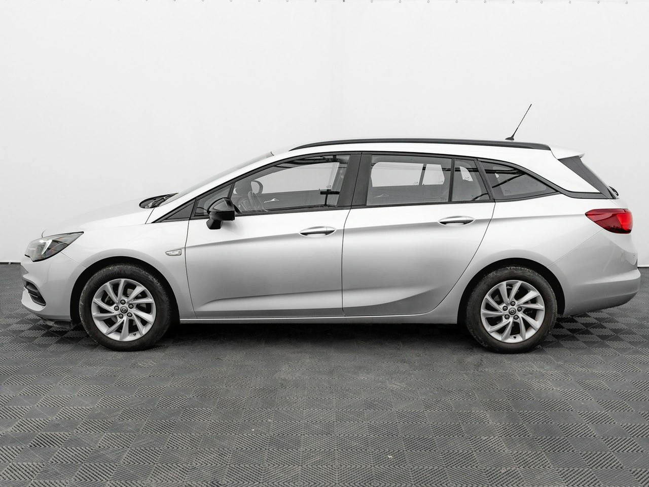 Opel Astra - Zdjęcie 7