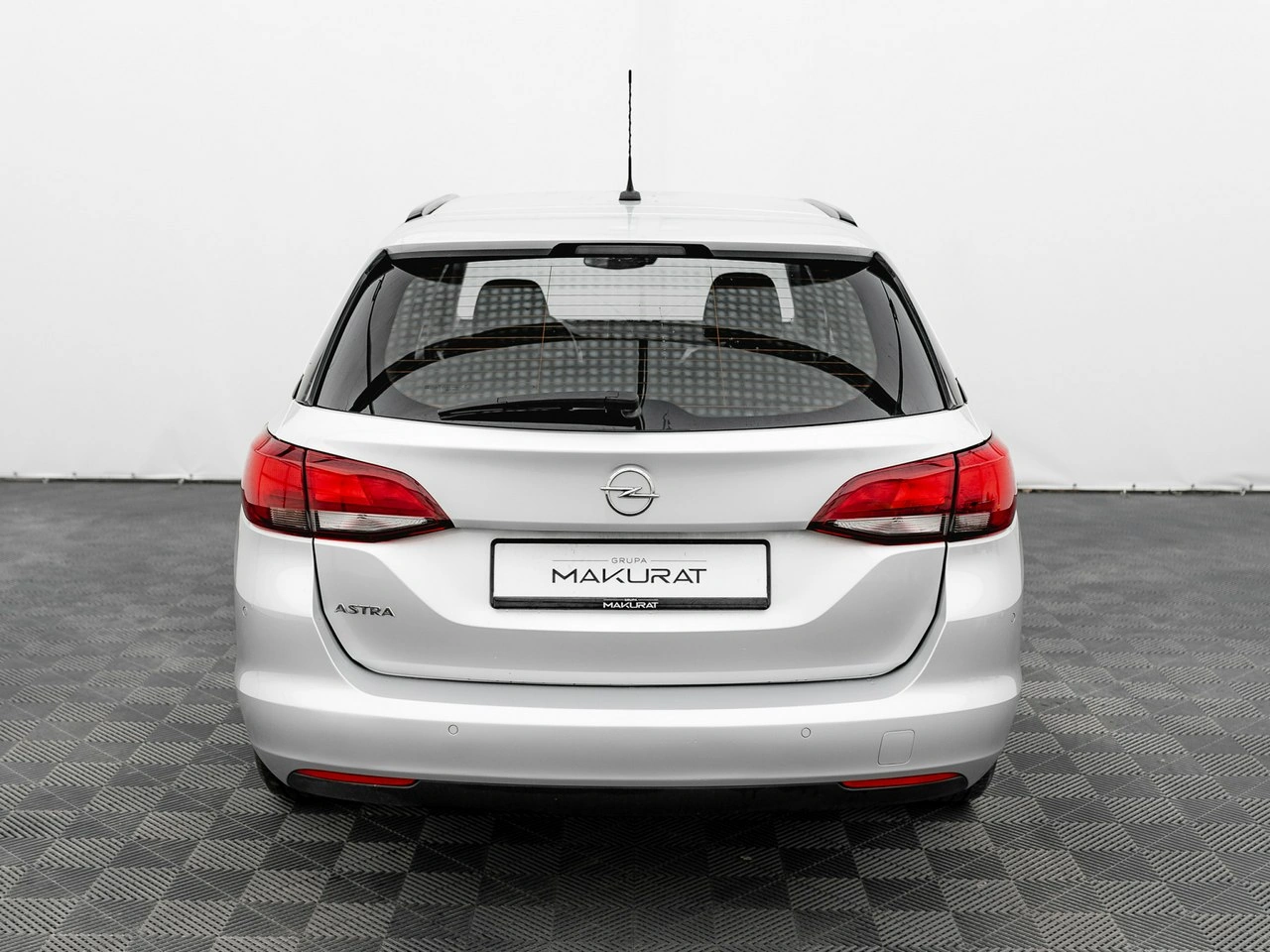 Opel Astra - Zdjęcie 8