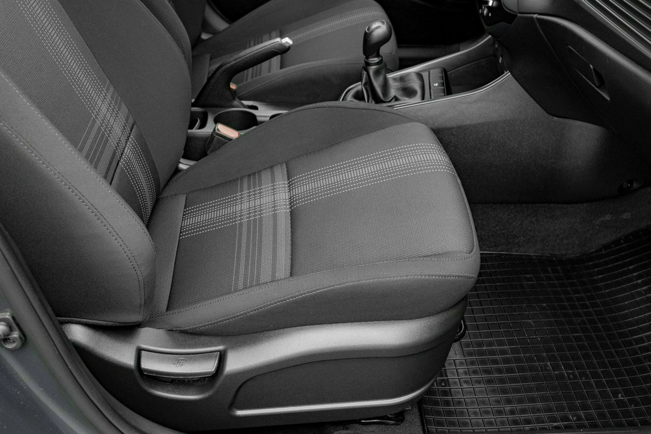 Hyundai i20 - Zdjęcie 27