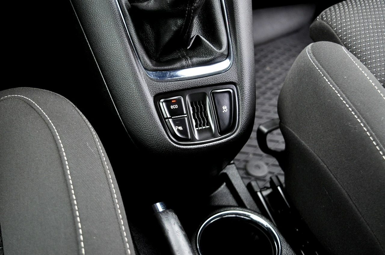 Opel Zafira - Zdjęcie 18