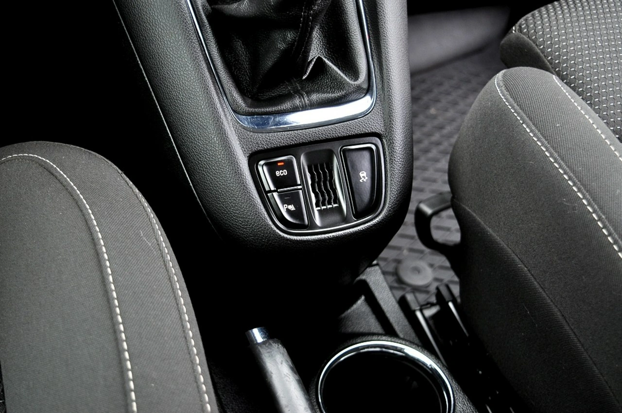 Opel Zafira - Zdjęcie 18