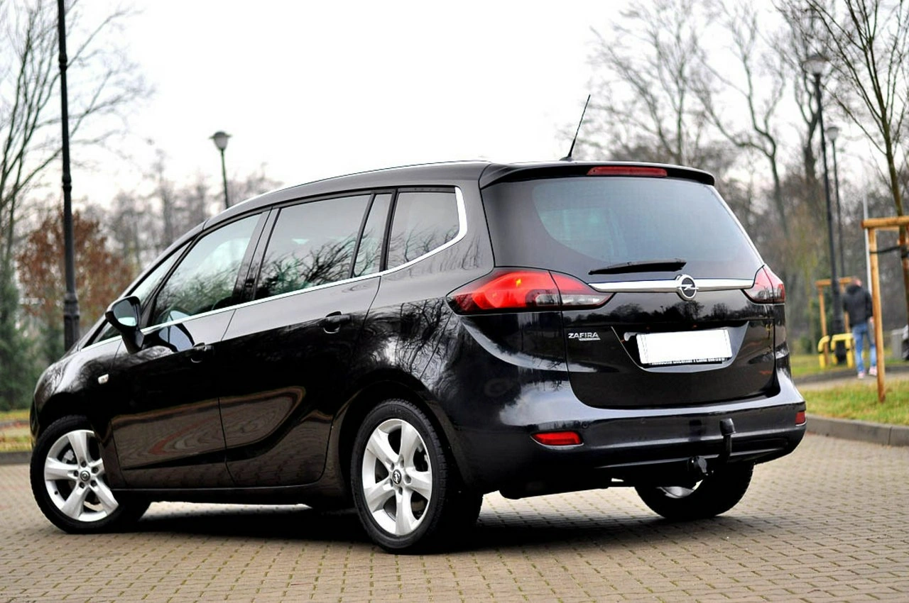 Opel Zafira - Zdjęcie 29