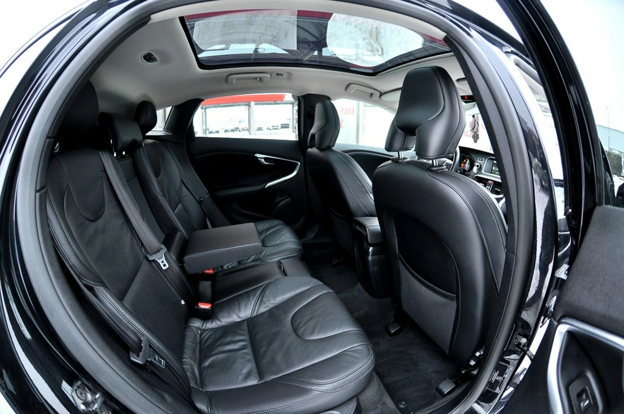 Volvo V40 - Zdjęcie 9