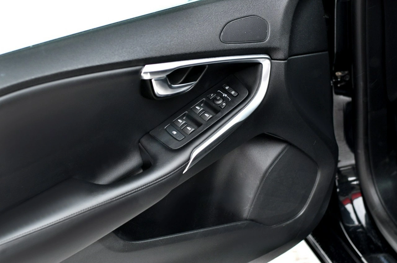 Volvo V40 - Zdjęcie 11