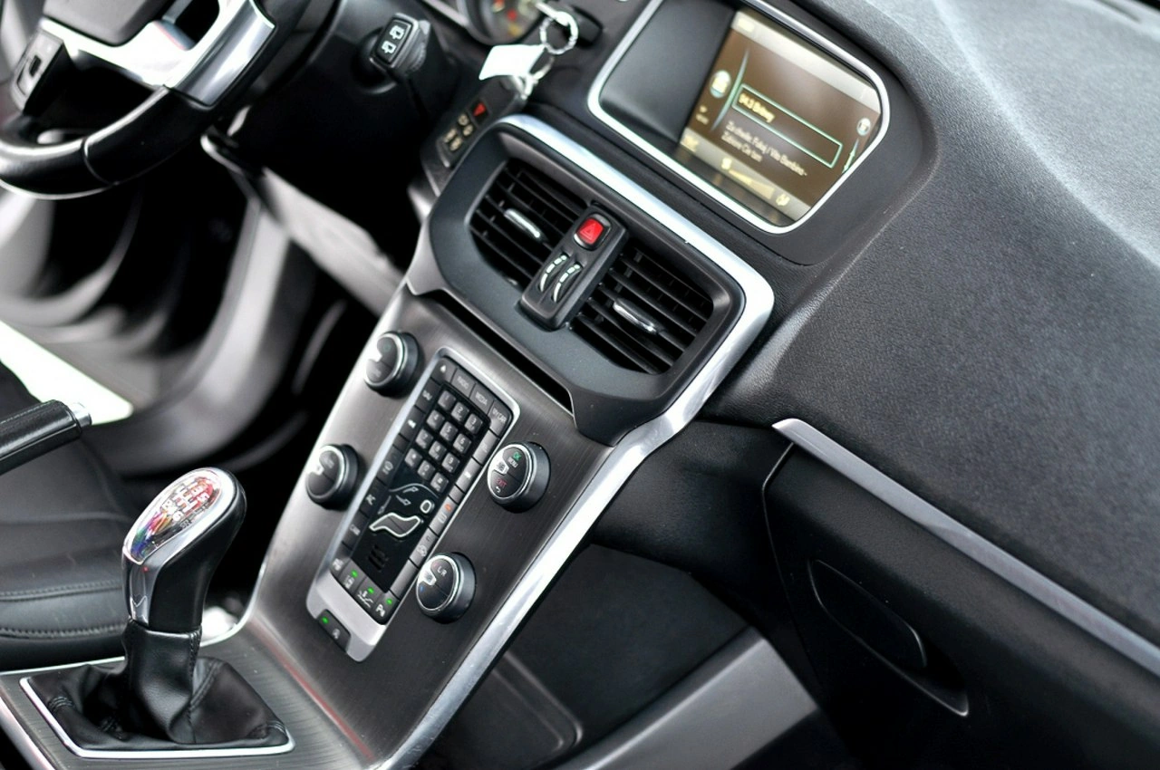 Volvo V40 - Zdjęcie 12