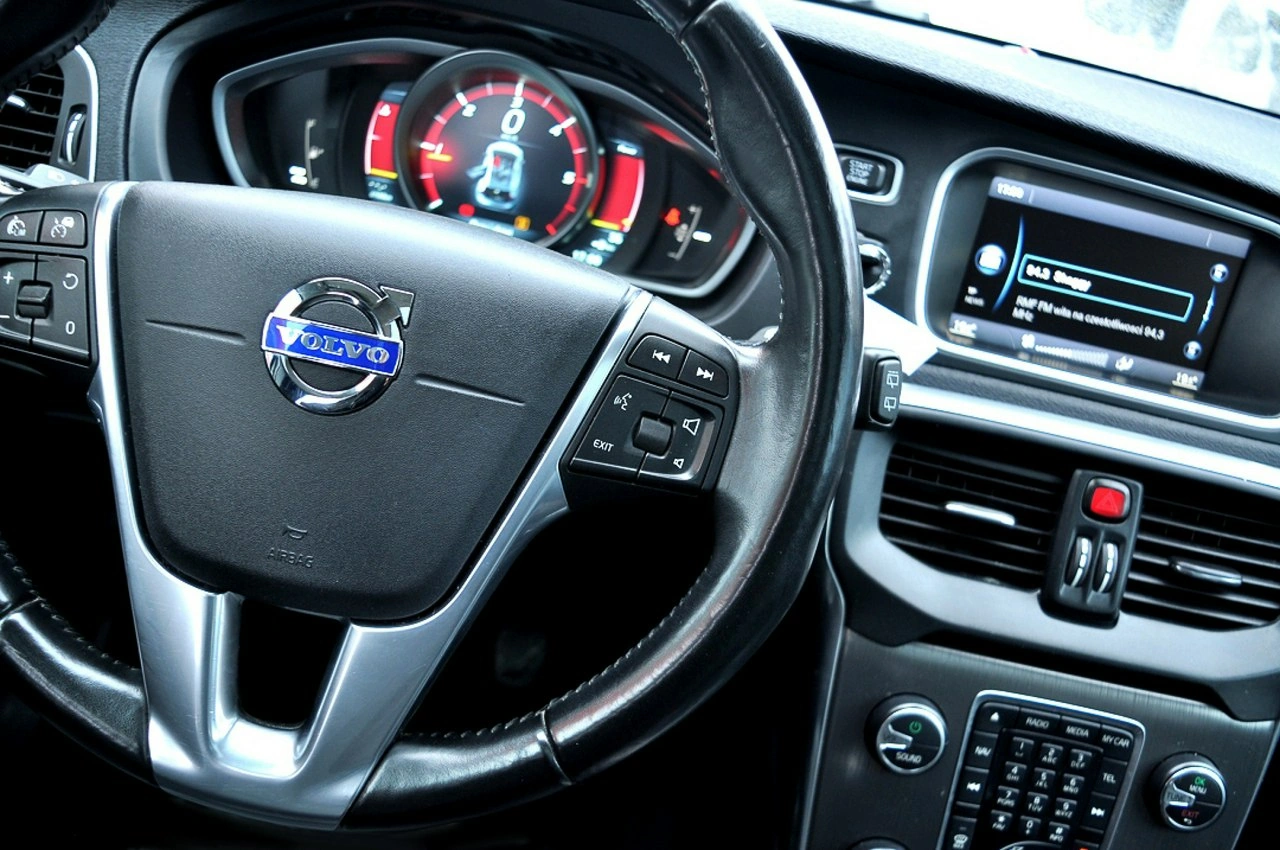 Volvo V40 - Zdjęcie 15