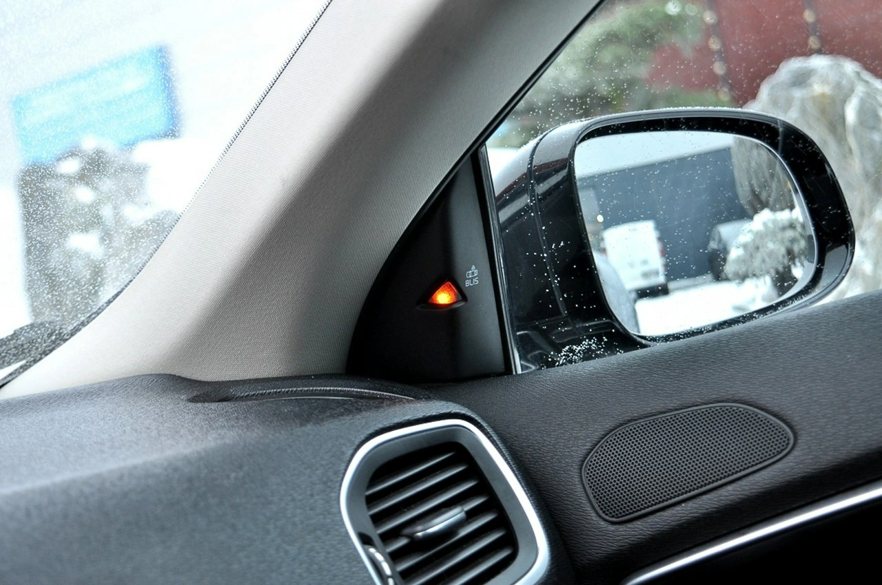 Volvo V40 - Zdjęcie 17