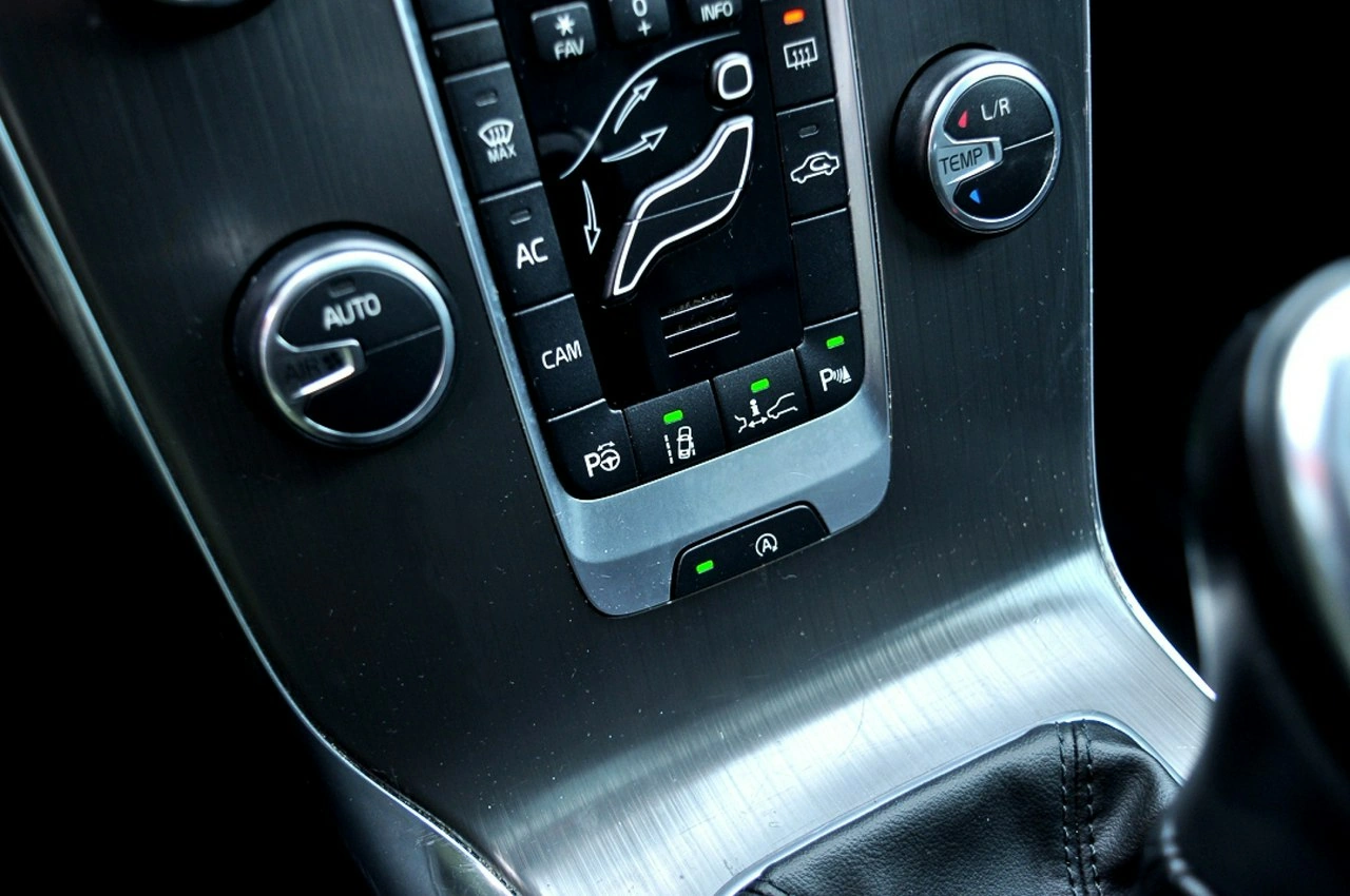 Volvo V40 - Zdjęcie 19