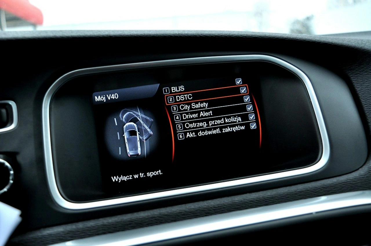 Volvo V40 - Zdjęcie 26